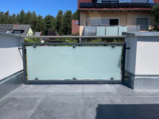 Glasgeländer